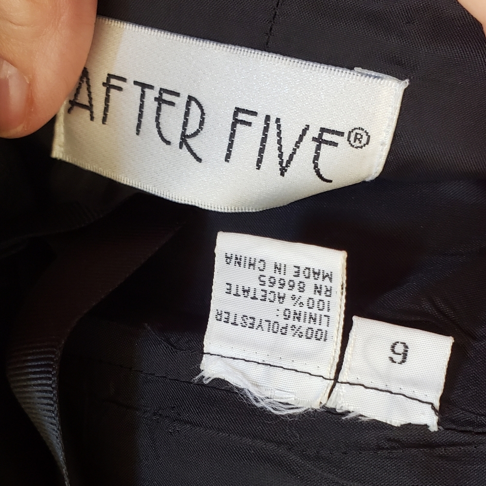 Gown Black 3/4 length size 6 "After Five" - Picture 7 of 7